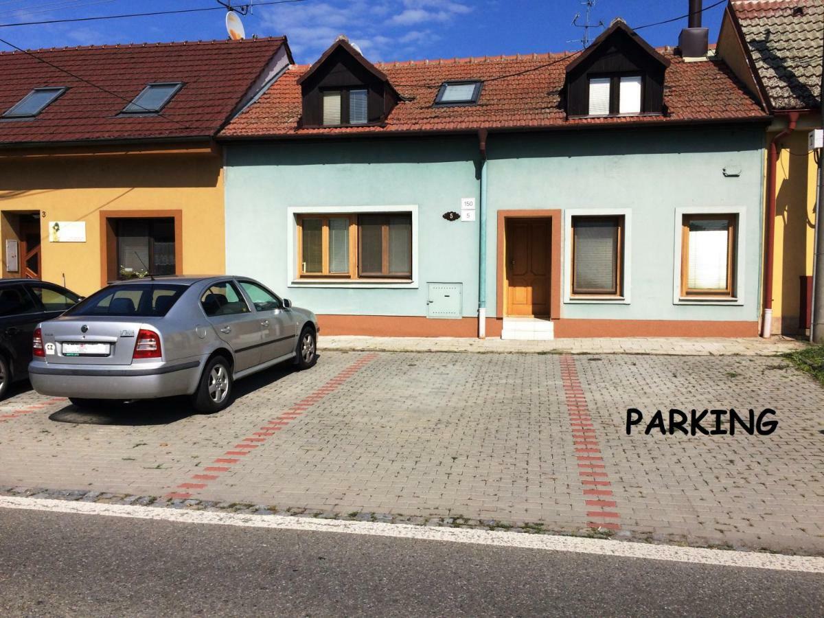 Apartman Mh Breclav Exterior photo